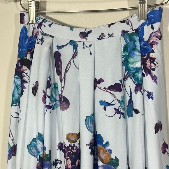 Fame and Partners Light Blue and Purple Floral Pleated Maxi Skirt A-line Size 4 - Picture 8 of 9